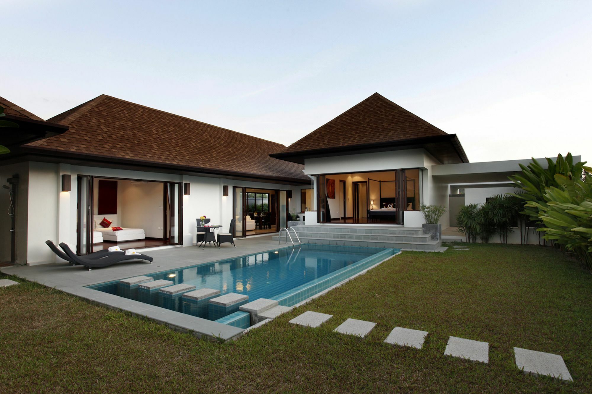 Villa Lovina By Holiplanet Rawai Exterior photo
